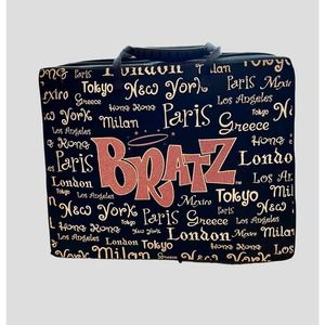 Bratz Dolls World Tour Travel Case With Accessory Storage Dividers
